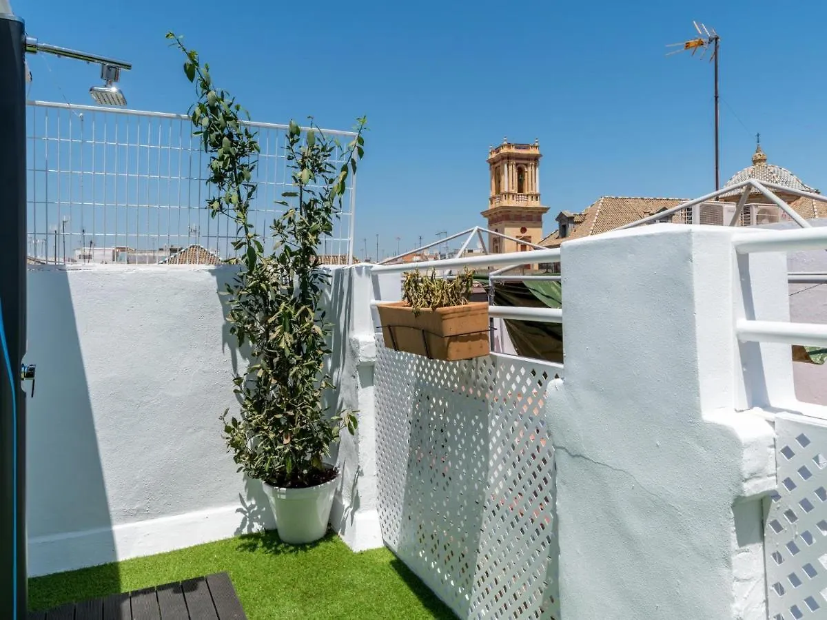 Unique Homes La Juderia Parking & Jacuzzi Seville 0*,