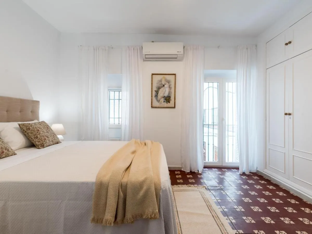 Unique Homes La Juderia Parking & Jacuzzi Seville Holiday home