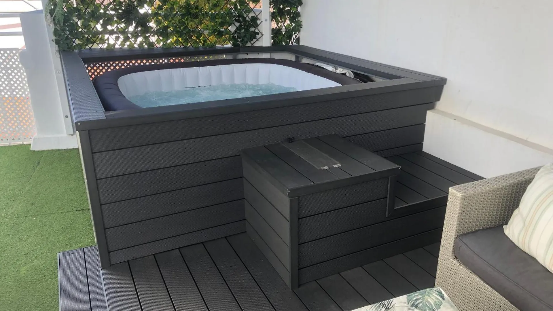 Holiday home Unique Homes La Juderia Parking & Jacuzzi Seville